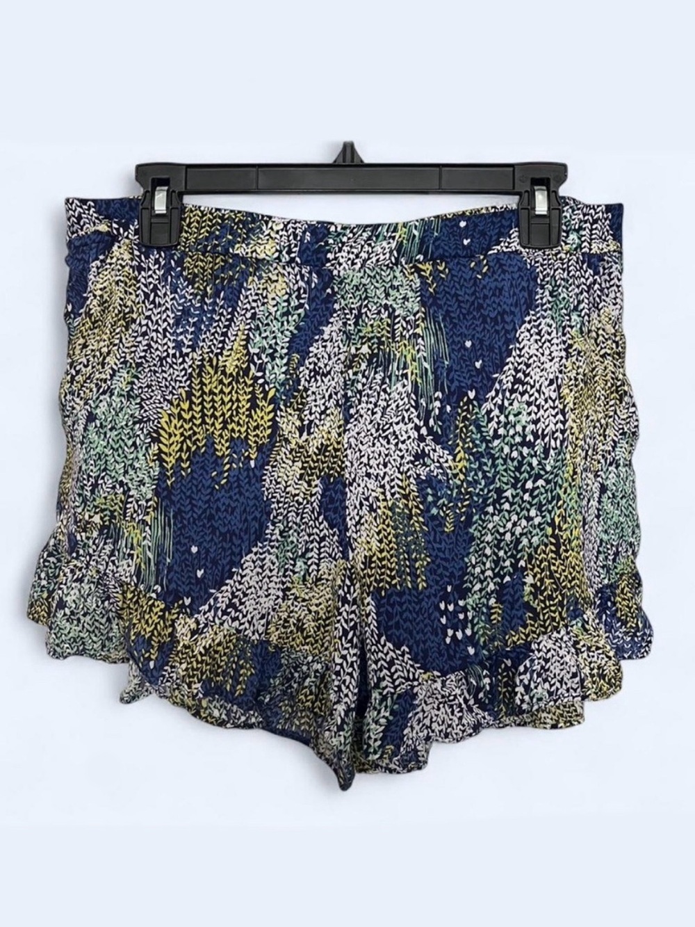 BCBGMAXAZRIA Woven Print Ruffle Hem Women's Shorts